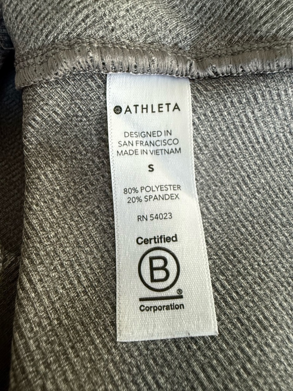 Athleta Women’s Gray Knit Stretch Top with Side Rouching! Small! - Picture 7 of 8
